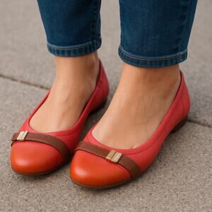 Coach Women’s Bailey Red Orange leather ballet flats size 7.5